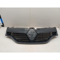 Решетка радиатора Renault Sandero 2014 623105727R