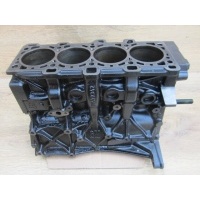 Opel insignia astra j zafira c 2.0 cdti b20dth 170km blok 55499342 поршень