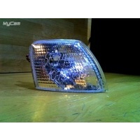 Поворотник правый Volkswagen Passat B5 2000 18-5103B