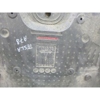 Шумоизоляция капота Tesla Model S 2012 102480900C