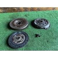 Комплект сцепления Volkswagen Polo 4 2002 030141025,18030000,030141033F,BV7