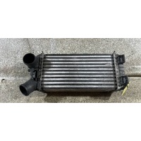 Интеркулер Mazda 3 BL 2010 8V61-9L440-BC,P8381001