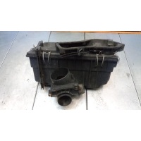 Корпус воздушного фильтра Audi 80 B4/8C 1992 048133837B