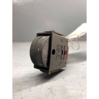 Кнопка корректора фар Volkswagen Golf 3 1996 1H6941333B