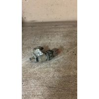 Клапан вакуумный Mitsubishi Mitsubishi K5T48277 K5T48277