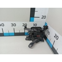 Опора двигателя правая Toyota Camry V70 2017 1230525020