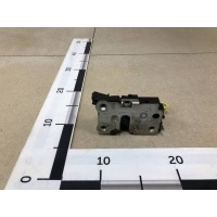 Замок двери задней левой Renault Renault Duster 2012> 825034257R