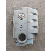 Крышка двигателя декоративная Volkswagen Passat B6 2006 03G103967