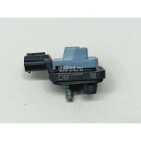 Датчик AIR BAG Toyota ES 2018 8983A52011