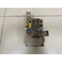 Блок предохранителей Toyota Toyota Corolla E120 2001-2007 8273002040