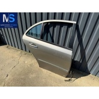 Дверь задняя правая Mercedes E W211 2006 A2117300205