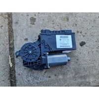 Моторчик стеклоподъемника передний правый Volkswagen Touareg 2005 3D1959792E