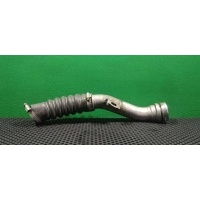 Патрубок интеркулера Renault Clio 3 2006 8200447887