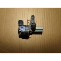 Клапан podćiśnienia corolla e12 1.4 1.6 vvti