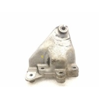 Кронштейн двигателя Mercedes-Benz E-Class W211 2004 A2722231704