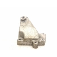 Кронштейн двигателя Mercedes-Benz E-Class W211 2004 A2722231604
