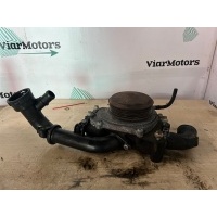Помпа mercedes E 212 2008-2013 A6512006301, A6512006301, A6512006301, 6512006301, A6512006501, 6512006501, A6512000200, 6512000200