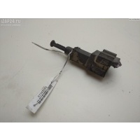 Датчик (включатель) стоп-сигнала Volkswagen Transporter T4 2001 1j0945511a