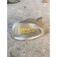 Поворотник левый Opel Astra F 1999