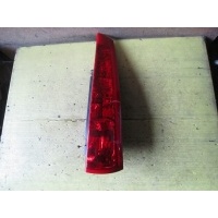 LAMPA PRAWY TYŁ TYLNA GÓRA