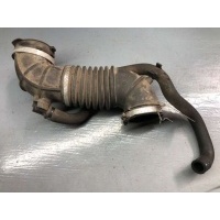 Патрубок воздушного фильтра Volvo V40 1 1999 30620802