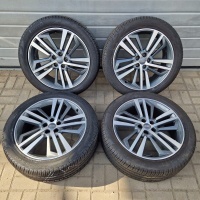 Audi q5 sq5 80a 5x112 255 / 45r20 et39