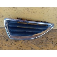 Решетка радиатора Renault Megane 2002 7700428963