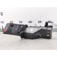 Кронштейн (крепление) заднего бампера левый Volkswagen Polo 4 (2001-2009) 2003 ,6Q6807375