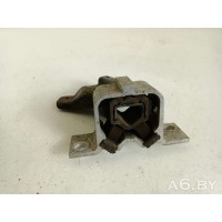 Подушка крепления двигателя Renault Sandero 1 2014 8200805581