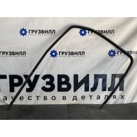 уплотнитель стекла двери левый Volvo FH4 82110665