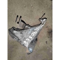 Кронштейн двигателя Volvo V70 2001 074199275