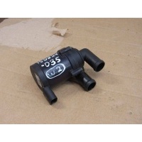 Насос антифриза дополнительный Volkswagen Touareg 2 2014 7P0965561