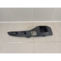 Кронштейн переднего бампера правый Renault Arkana 620361761R