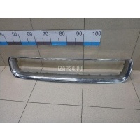 Накладка на решетку радиатора VAG Touareg (2002 - 2010) 7L68072438Z8
