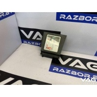 Крышка аккумулятора Audi A3 8V 2014 1K0971813F