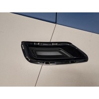 Накладка заднего бампера правая Audi Q8 4M8 2018- 4M8807320A