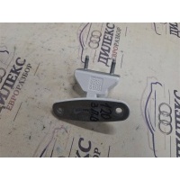 петля двери Mercedes Benz W204 2007-2015 2012 A2047301137