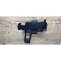 Кронштейн Chevrolet Cruze 2 2016 13495547