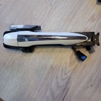 Ручка наружная передняя правая Infiniti Q50 2014 82646-4GA6A,80610-4GA1A,80640-4GA6A