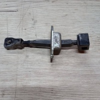 ограничитель открывания двери Mitsubishi Outlander 2 2008 MR587946