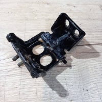 Петля крышки багажника Ford Expedition 3 2008 2L1Z-7842900-AA