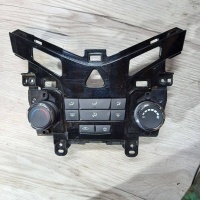 Блок управления печки/климат-контроля Chevrolet Cruze J300 2015 95146207