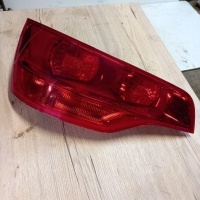 Фонарь крышки багажника левый Audi Q7 4L 2007 4L0945093A