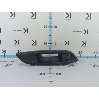 Накладка Ford Focus CB8 2011 1733666, BM51-A240A40-AD3JA6