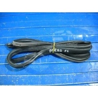 Уплотнитель Двери Mitsubishi Pajero Sport KH0 2012 MN117623