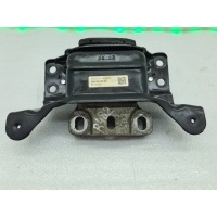 Опора двигателя Skoda Karoq NU7 2019 5Q0199555BG, 5Q0199555R, 5Q0199555AB