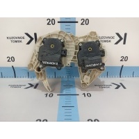 Моторчик Заслонки Отопителя XU40 2013 87106-33250
