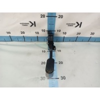 Педаль газа Toyota Hilux GUN125 2019 781100K030