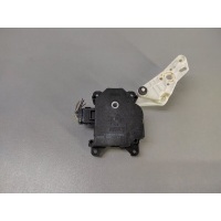 Сервопривод заслонок печки Mitsubishi Pajero 4 2007 7801A121, 1138002380