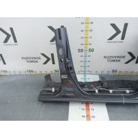 Порог кузова Toyota Hilux GUN125 2020 61311-KK010